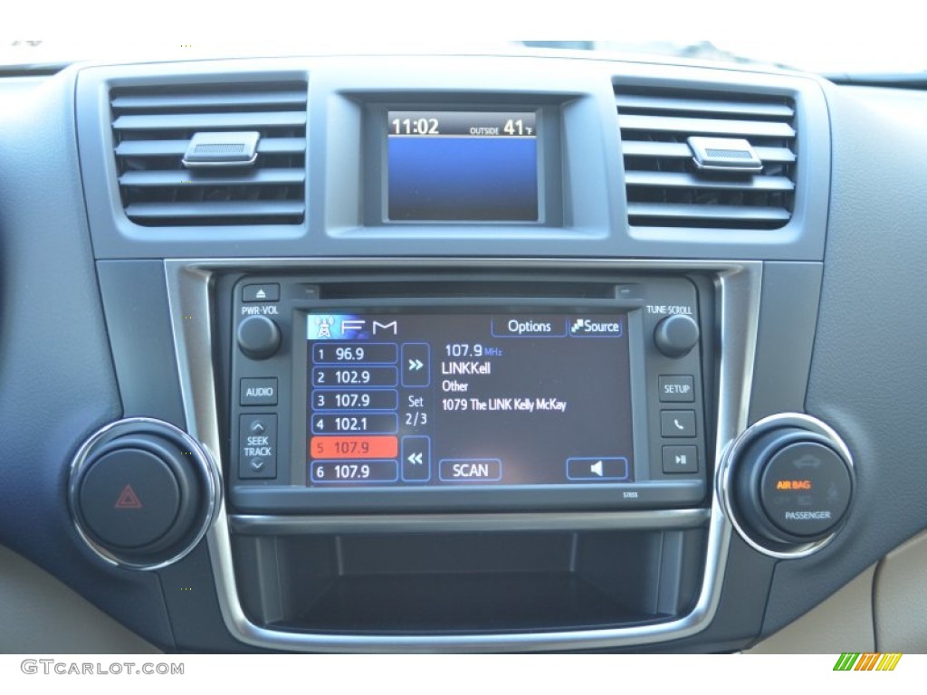 2013 Highlander V6 - Shoreline Blue Pearl / Sand Beige photo #29