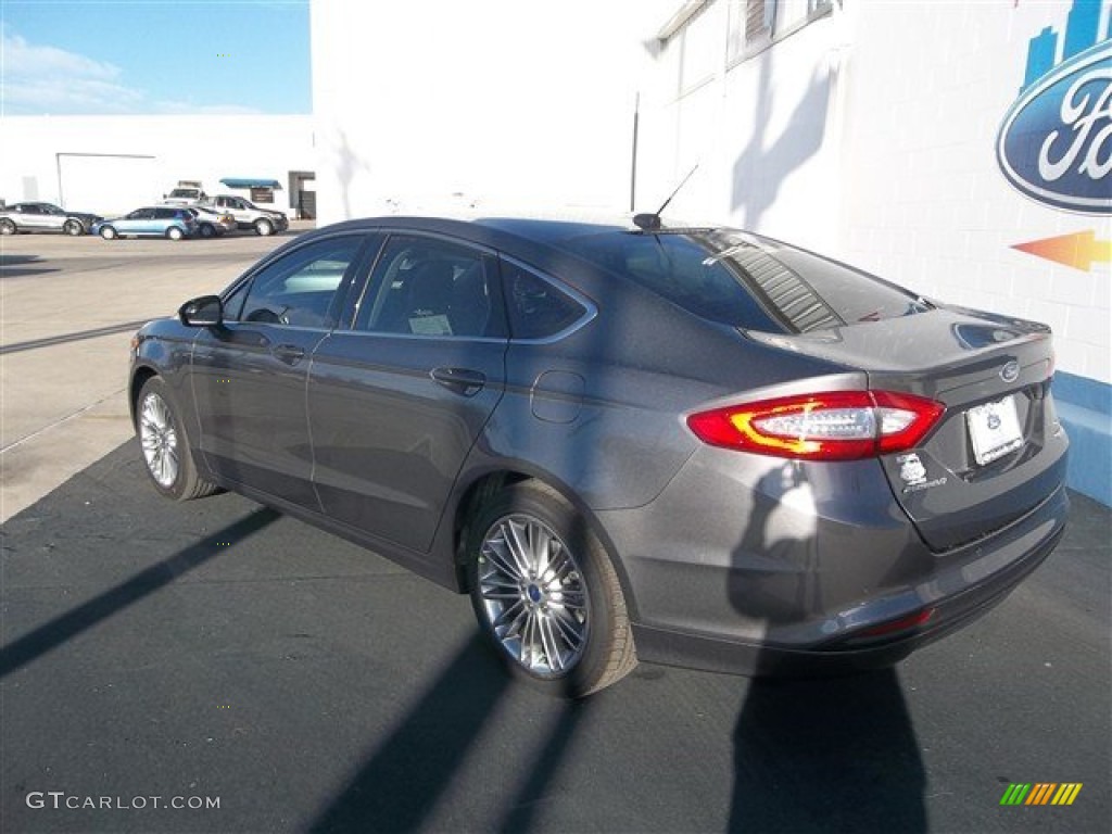 2013 Fusion SE 1.6 EcoBoost - Sterling Gray Metallic / Charcoal Black photo #28