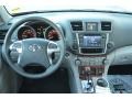 2013 Toyota Highlander Ash Interior Dashboard Photo