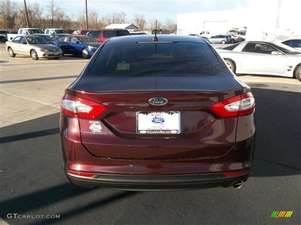 2013 Fusion S - Bordeaux Reserve Red Metallic / Earth Gray photo #25