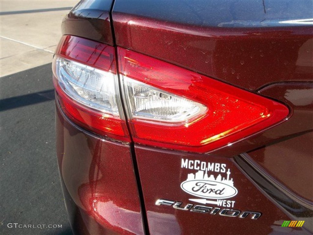 2013 Fusion S - Bordeaux Reserve Red Metallic / Earth Gray photo #26
