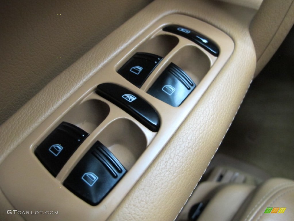 2006 Porsche Cayenne Tiptronic Controls Photo #76258478