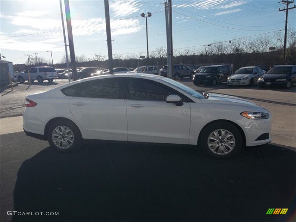 2013 Fusion S - Oxford White / Earth Gray photo #8