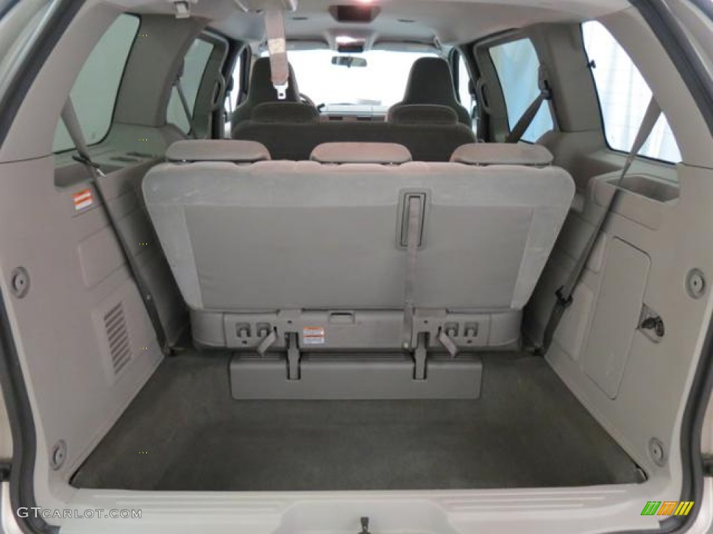2006 Ford Freestar SE Trunk Photos