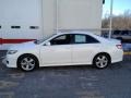 Super White - Camry SE Photo No. 3