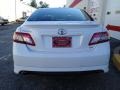 Super White - Camry SE Photo No. 5