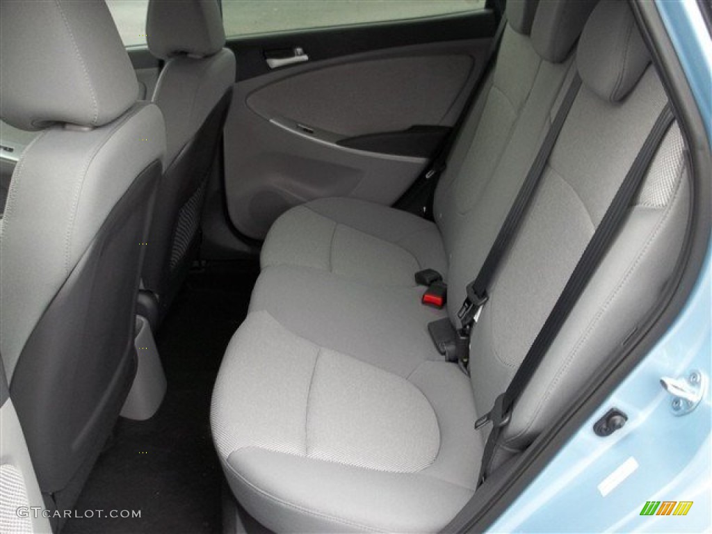 2013 Hyundai Accent GS 5 Door Rear Seat Photo #76263479