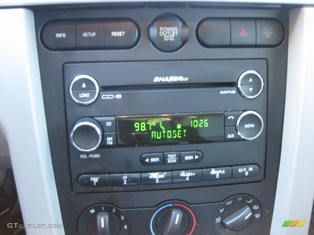 2008 Mustang V6 Premium Coupe - Black / Light Graphite photo #12