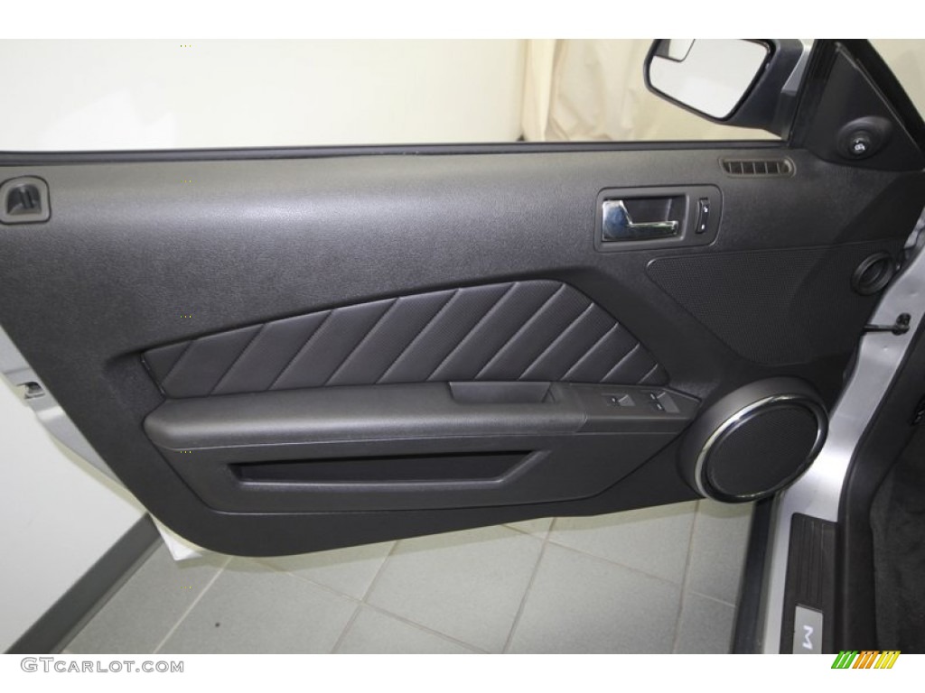 2012 Ford Mustang GT Premium Convertible Charcoal Black Door Panel Photo #76263728