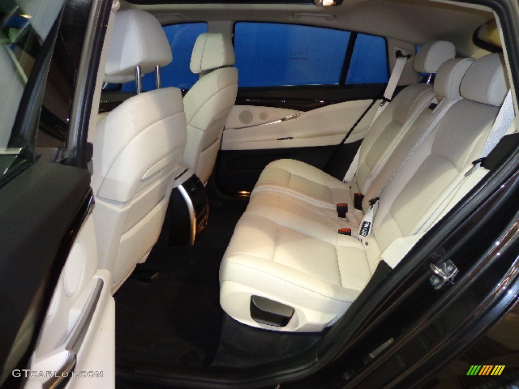 Ivory White/Black Interior 2012 BMW 5 Series 550i xDrive Gran Turismo Photo #76264202
