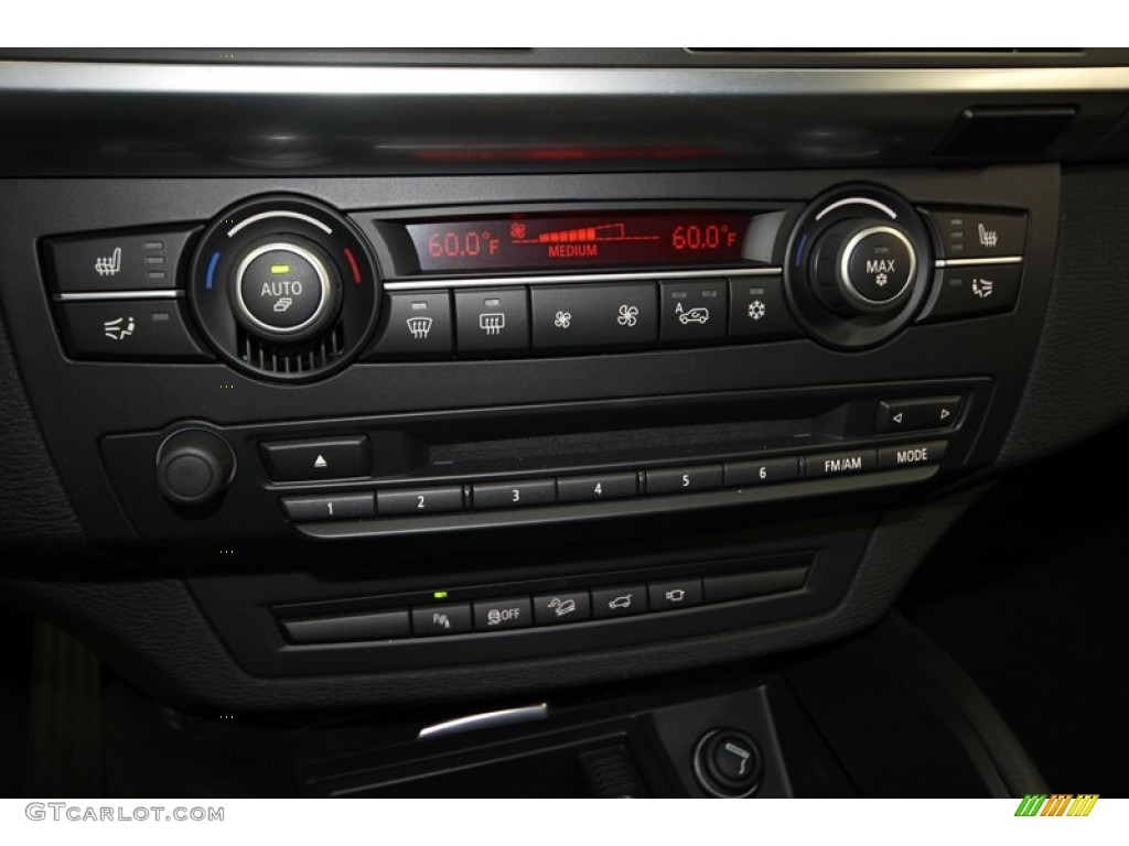 2012 BMW X6 M Standard X6 M Model Controls Photo #76265762