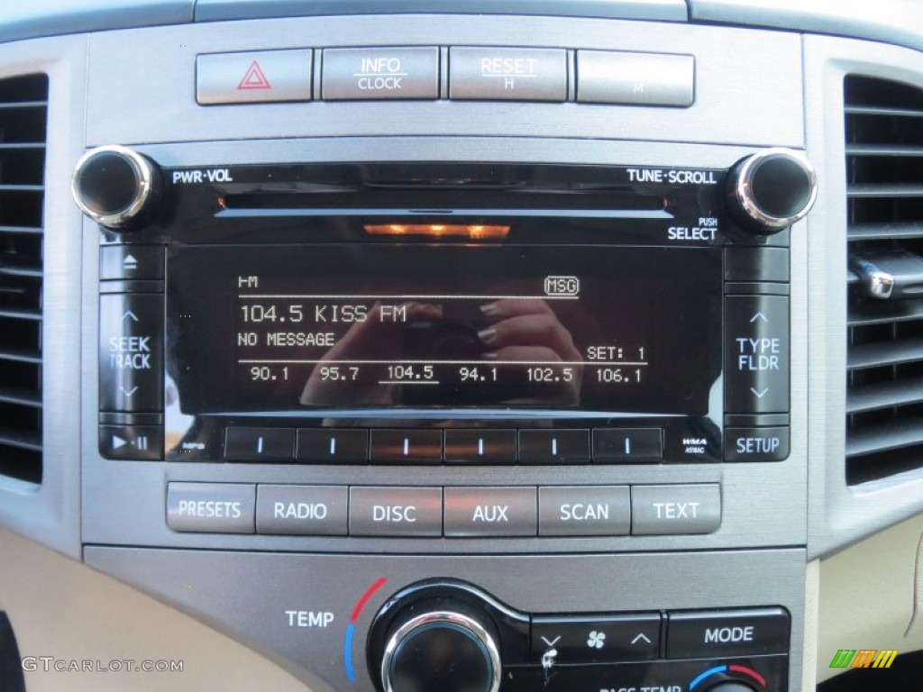 2010 Toyota Venza I4 Audio System Photos