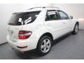 Arctic White - ML 350 4Matic Photo No. 11