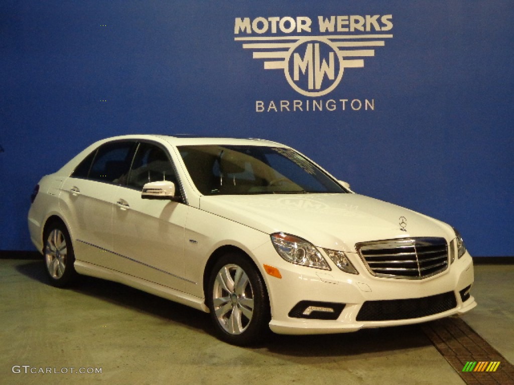 2011 E 350 BlueTEC Sedan - Arctic White / Black photo #1