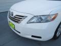 Super White - Camry Hybrid Photo No. 9