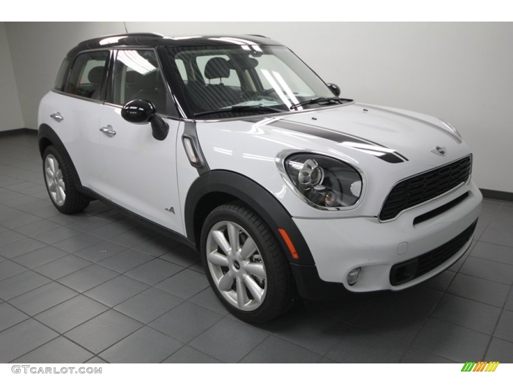 2013 Cooper S Countryman ALL4 AWD - Light White / Carbon Black photo #1