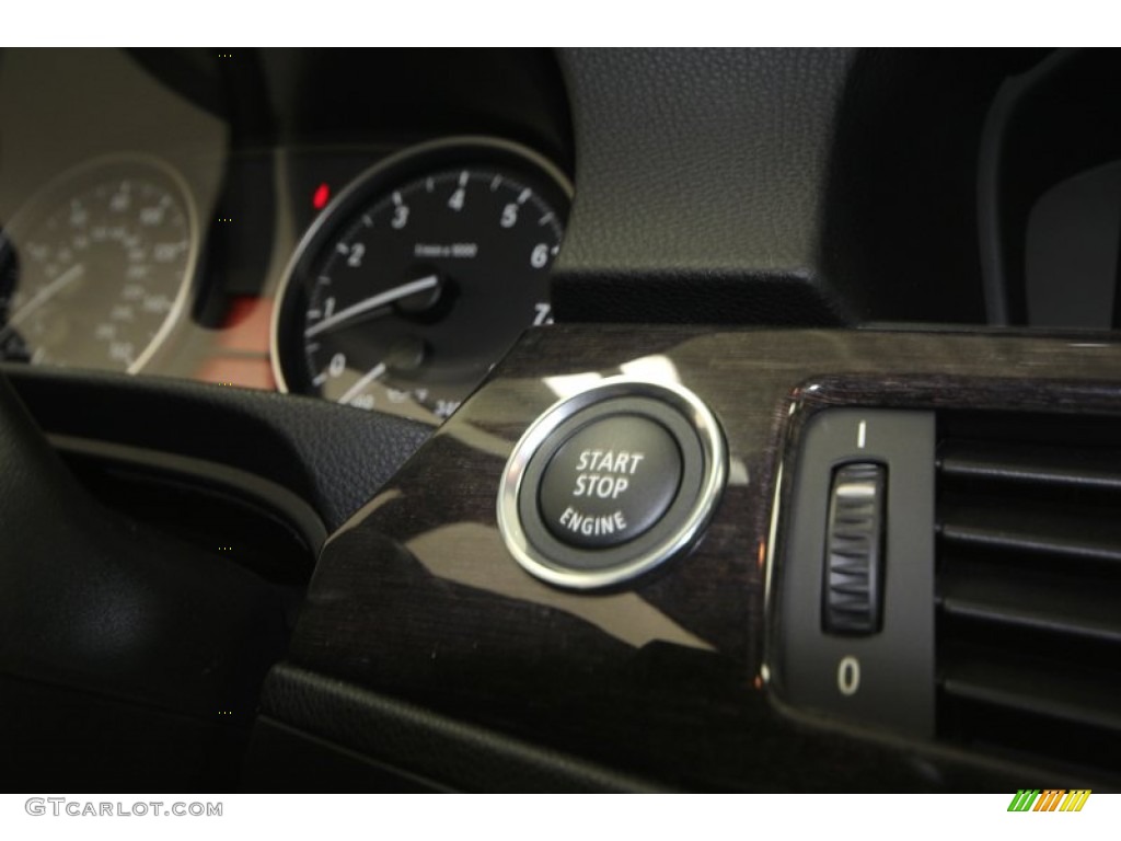 2013 3 Series 328i Coupe - Titanium Silver Metallic / Black photo #21