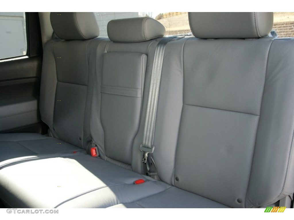 2013 Tundra Platinum CrewMax 4x4 - Super White / Graphite photo #7
