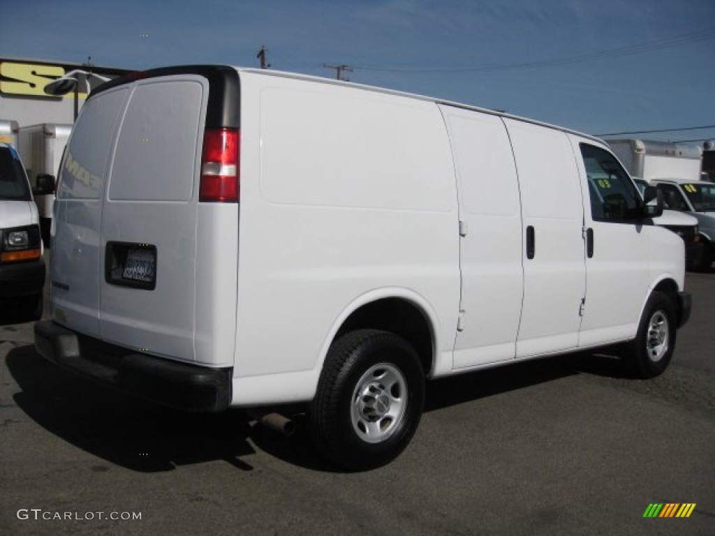 Summit White 2009 Chevrolet Express 2500 Cargo Van Exterior Photo #76273934