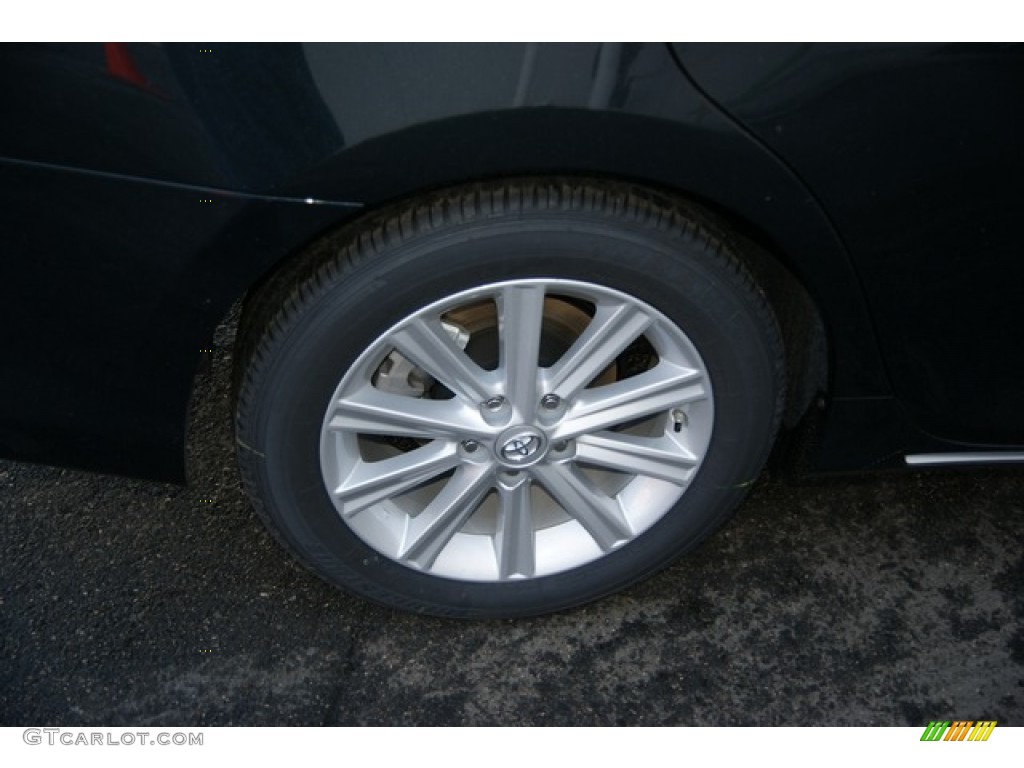 2013 Toyota Camry Hybrid XLE Wheel Photo #76274267