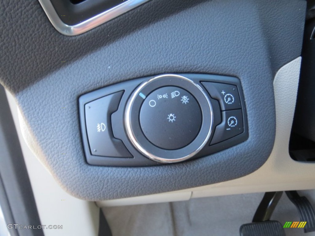 2013 Ford C-Max Energi Controls Photo #76274441