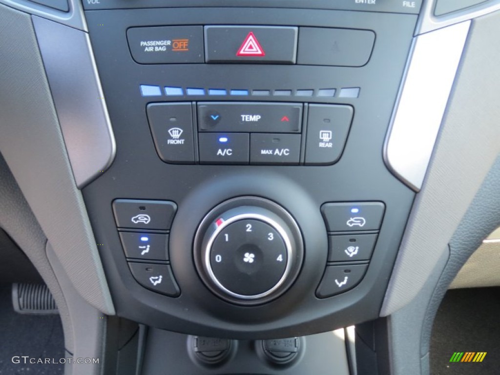 2013 Hyundai Santa Fe Sport 2.0T Controls Photo #76275153