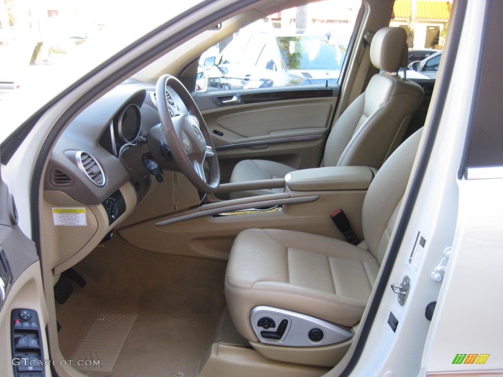 Cashmere Interior 2010 Mercedes-Benz ML 350 Photo #76275893