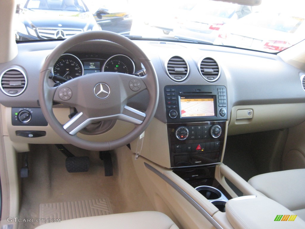2010 Mercedes-Benz ML 350 Cashmere Dashboard Photo #76275902