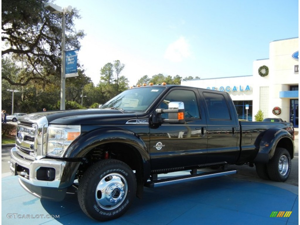 2013 F450 Super Duty Lariat Crew Cab 4x4 - Tuxedo Black Metallic / Black photo #1