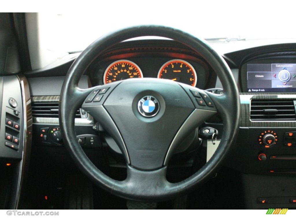 2004 BMW 5 Series 545i Sedan Black Steering Wheel Photo #76277645