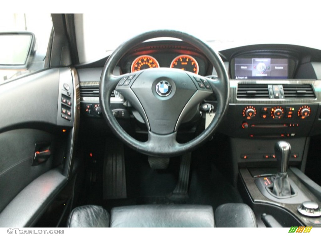 2004 BMW 5 Series 545i Sedan Black Dashboard Photo #76277648