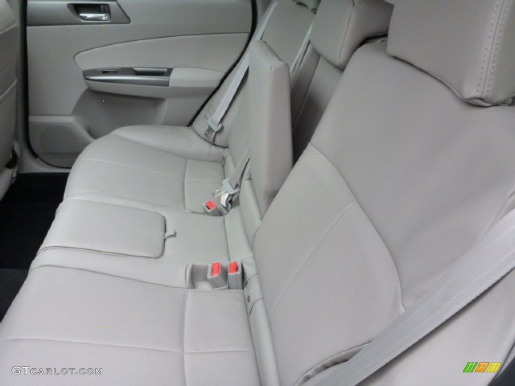 2013 Subaru Forester 2.5 X Limited Rear Seat Photos