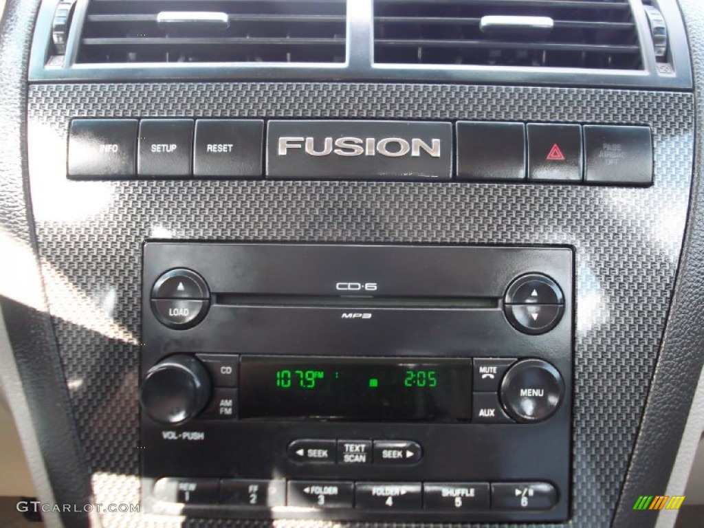 2006 Ford Fusion SE V6 Controls Photo #76281137