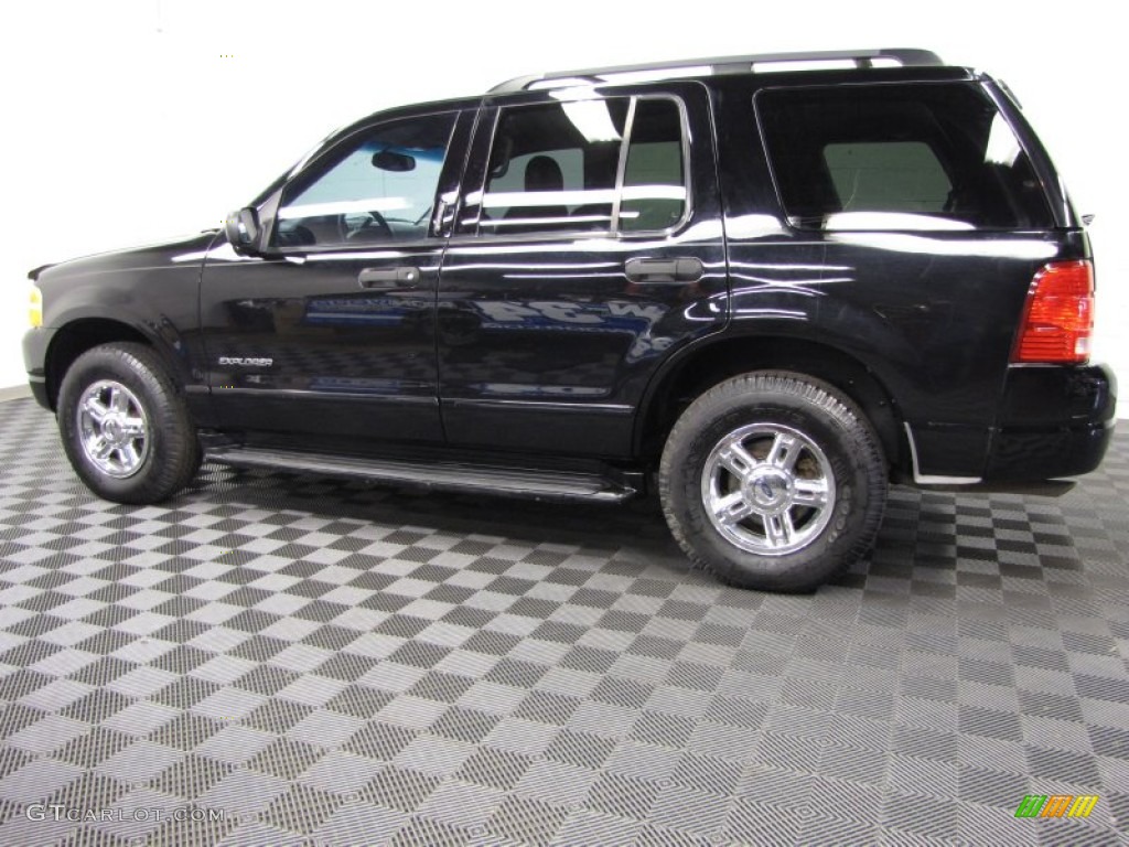 Black 2004 Ford Explorer XLT 4x4 Exterior Photo #76283405