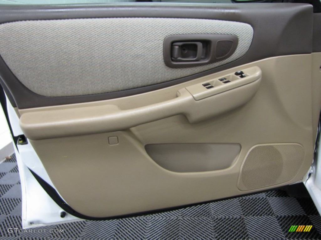 2000 Subaru Impreza L Sedan Gray Door Panel Photo #76284619