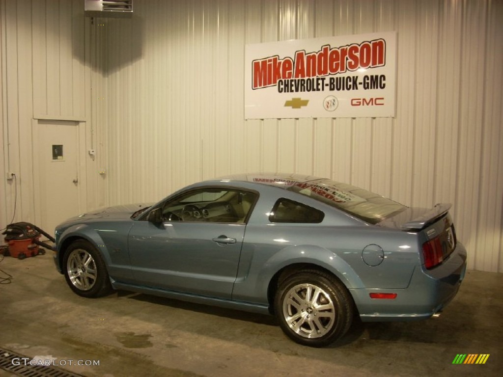 2006 Mustang GT Premium Coupe - Windveil Blue Metallic / Light Parchment photo #3