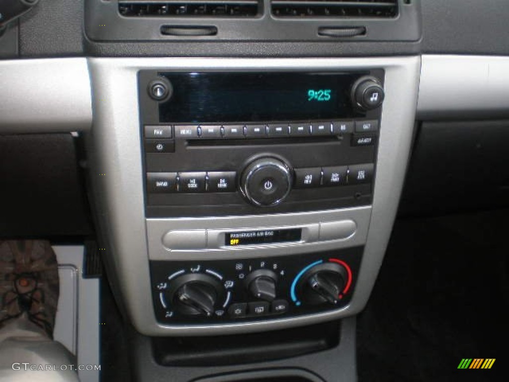 2009 Chevrolet Cobalt LT Sedan Controls Photo #76285547