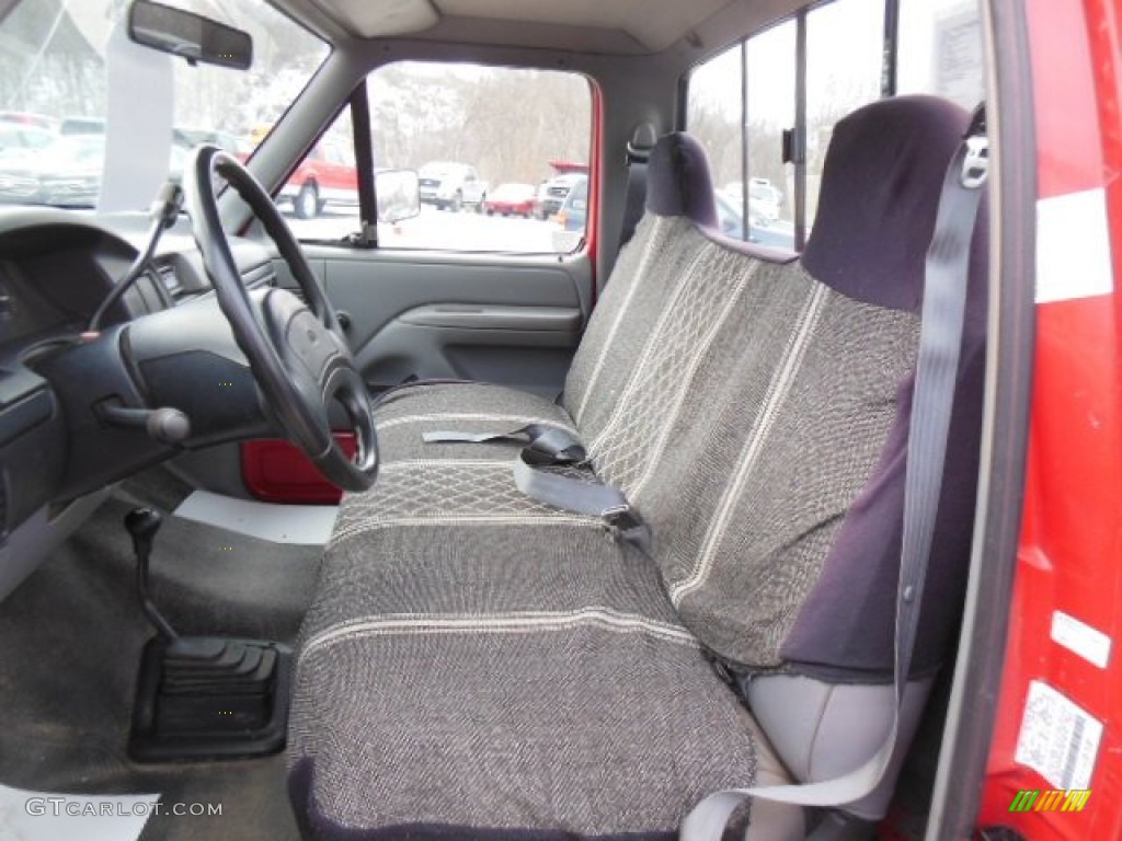 Medium Graphite Interior 1997 Ford F250 XL Regular Cab 4x4 Photo #76286016