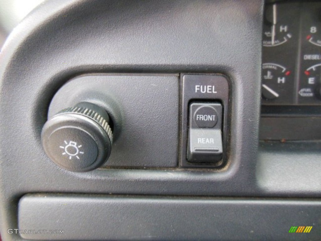 1997 Ford F250 XL Regular Cab 4x4 Controls Photo #76286120