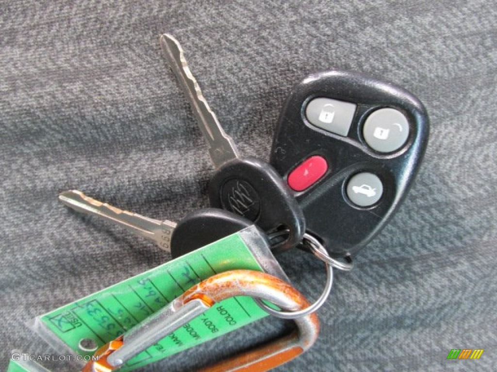 2005 LeSabre Custom - White Opal / Gray photo #18