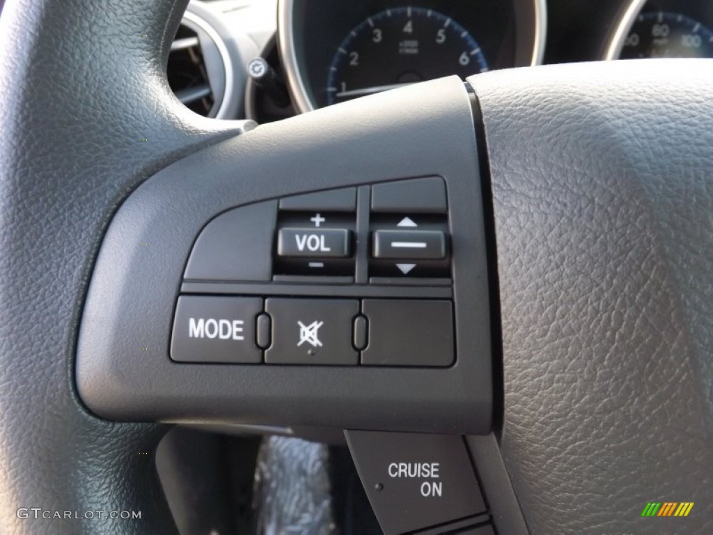 2013 Mazda MAZDA3 i Sport 4 Door Controls Photo #76290966