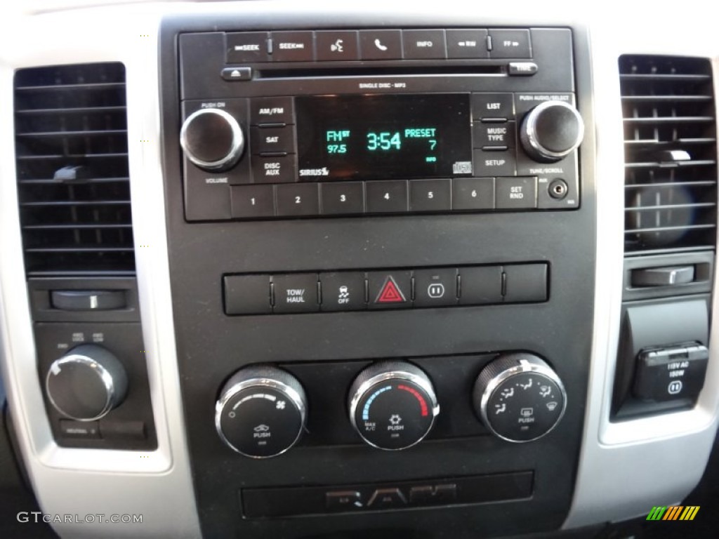 2010 Ram 1500 Big Horn Quad Cab 4x4 - Brilliant Black Crystal Pearl / Dark Slate/Medium Graystone photo #22