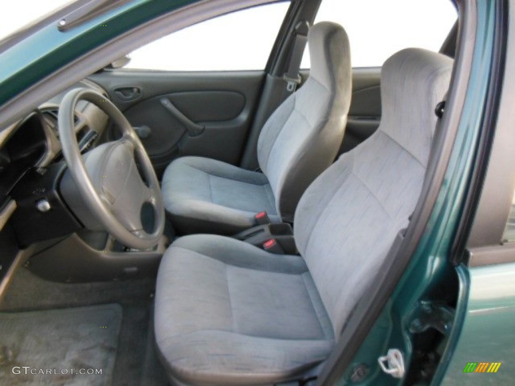 Gray Interior 1996 Geo Metro Sedan Photo #76292405