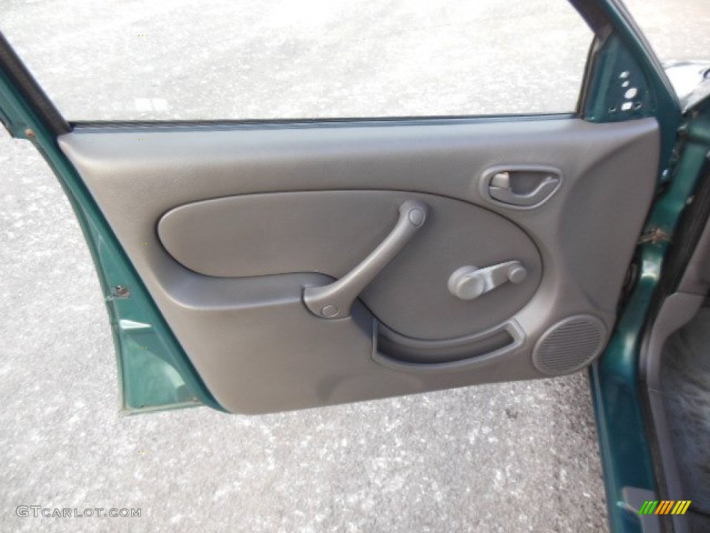 1996 Geo Metro Sedan Gray Door Panel Photo #76292417