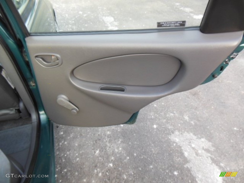 1996 Geo Metro Sedan Gray Door Panel Photo #76292468