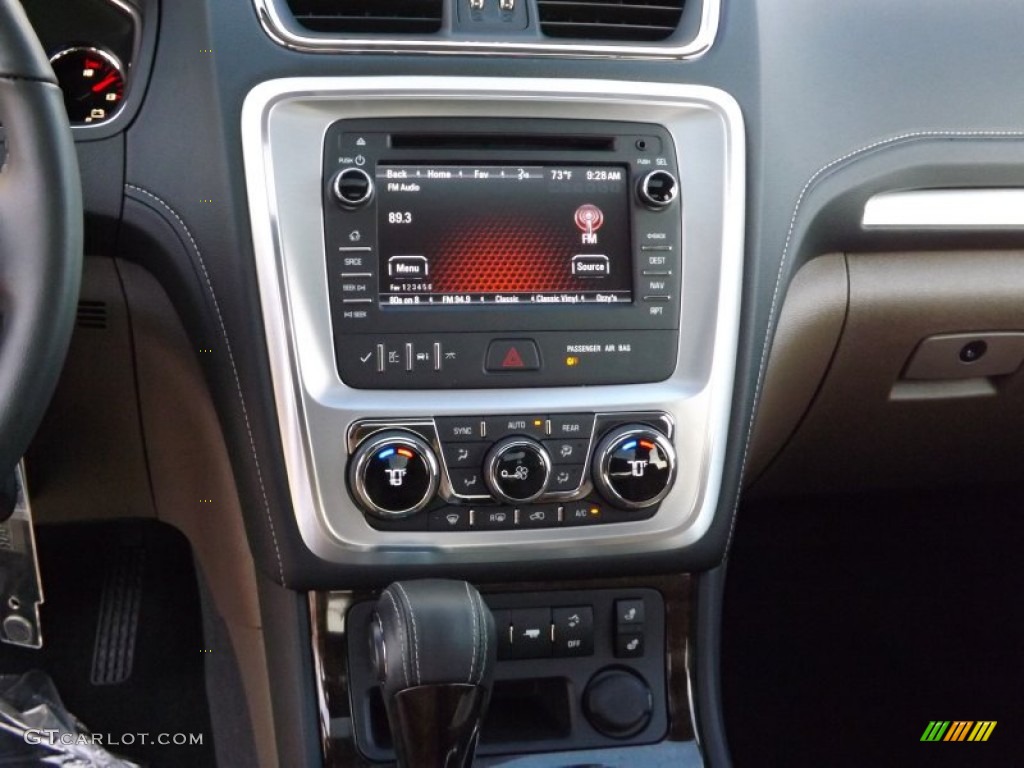 2013 GMC Acadia SLT Controls Photo #76294046