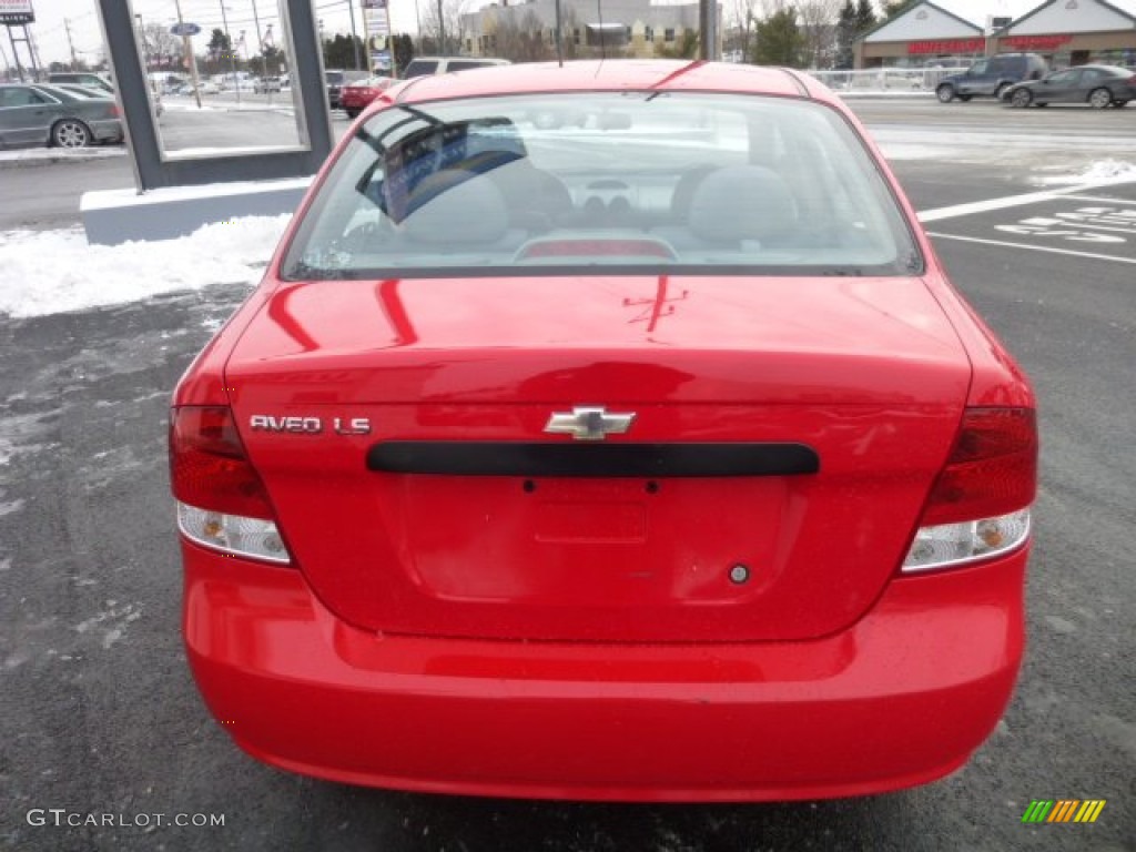 Victory Red 2005 Chevrolet Aveo LS Sedan Exterior Photo #76294334