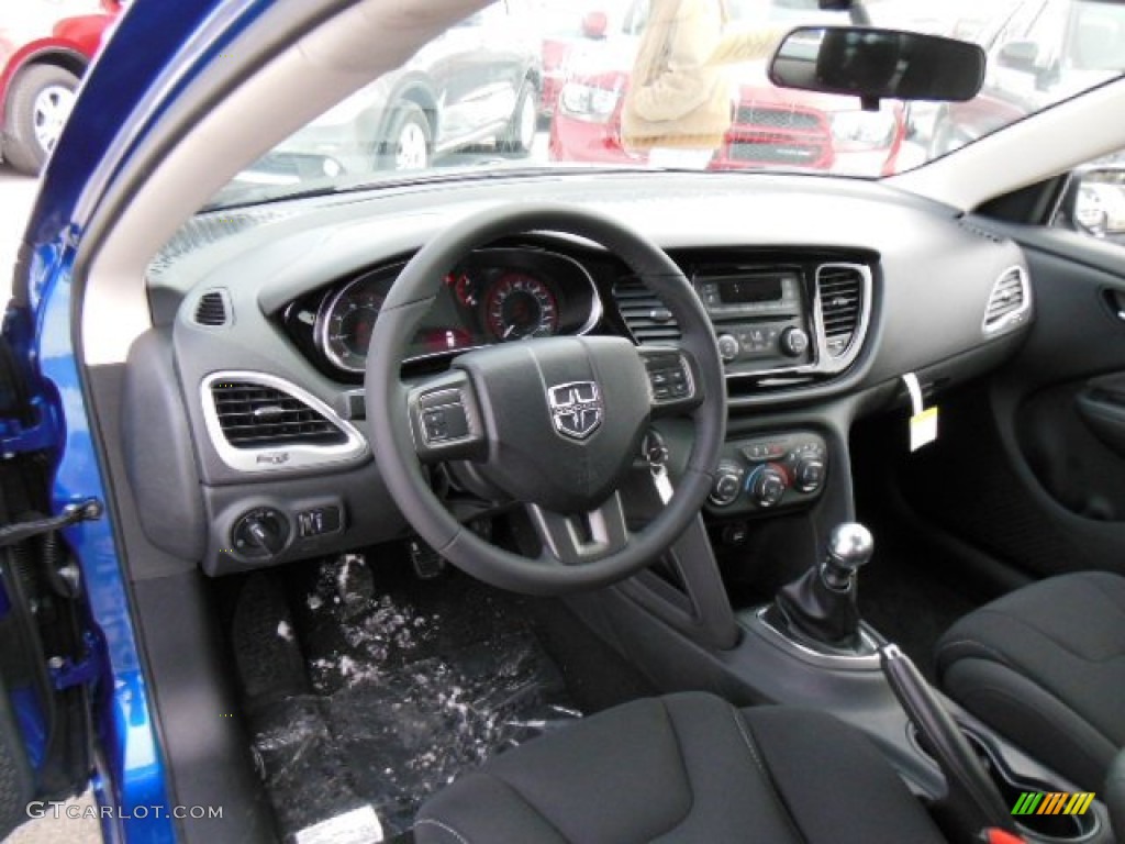 Black Interior 2013 Dodge Dart SXT Photo #76294412