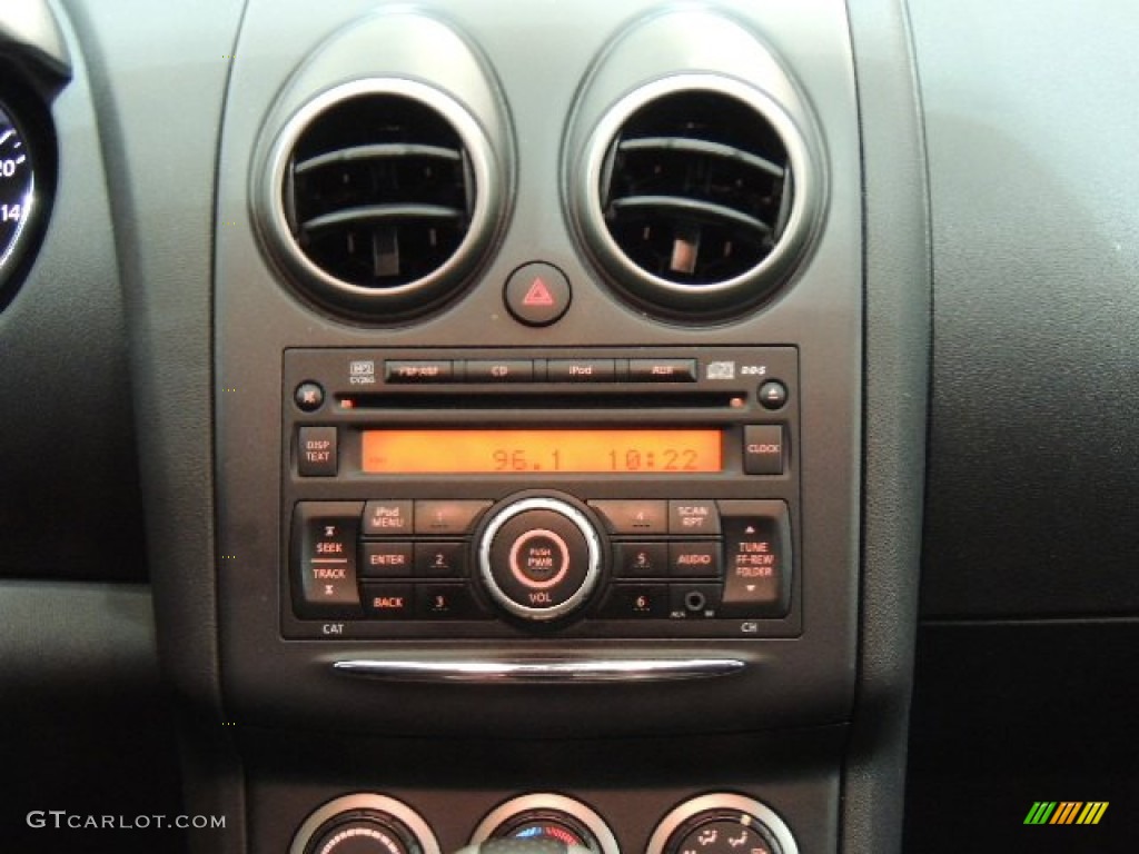 2011 Rogue S AWD - Silver Ice Metallic / Black photo #17