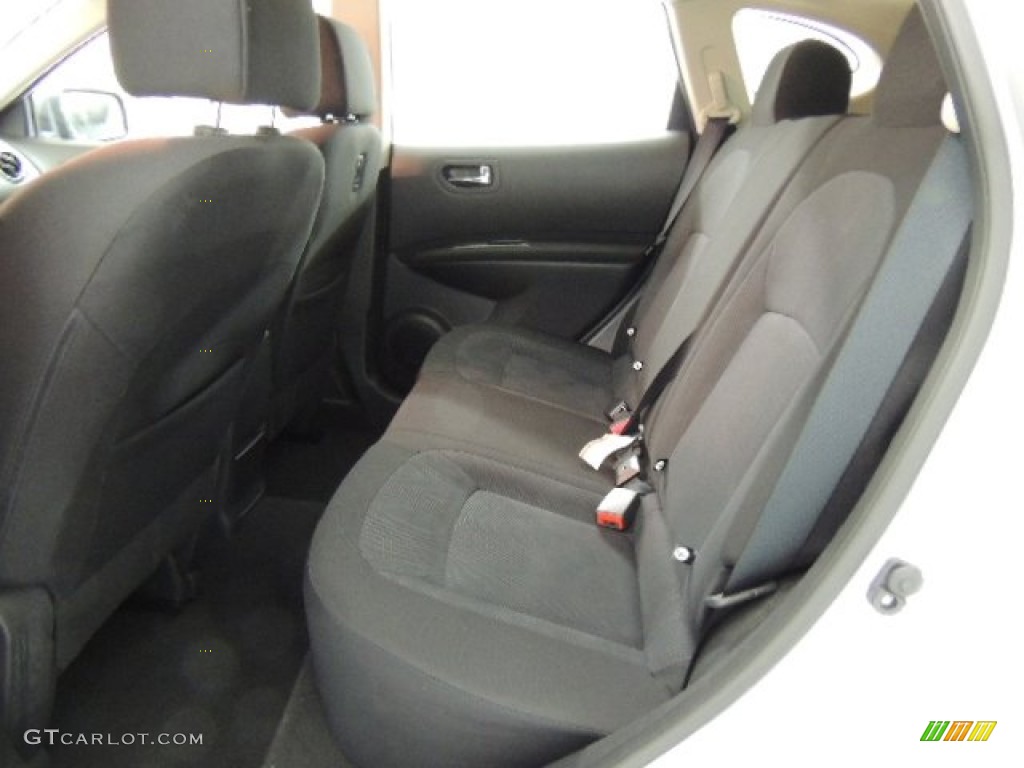 2011 Rogue S AWD - Silver Ice Metallic / Black photo #19